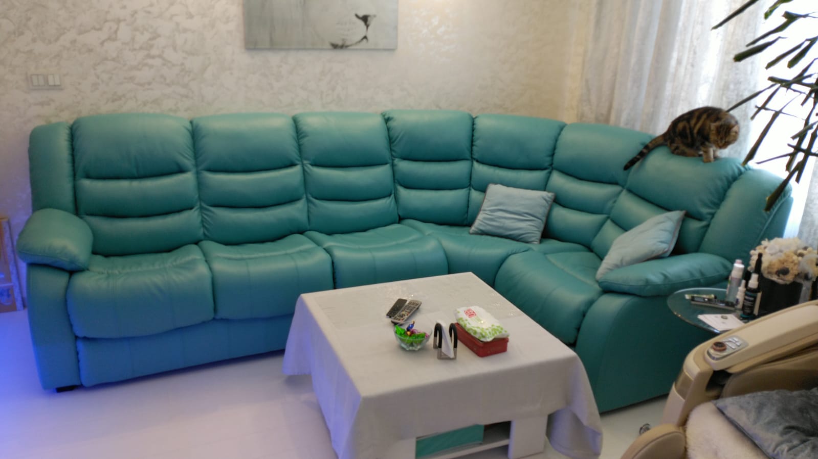 Перетяжка дивана на дому. Тургеневская